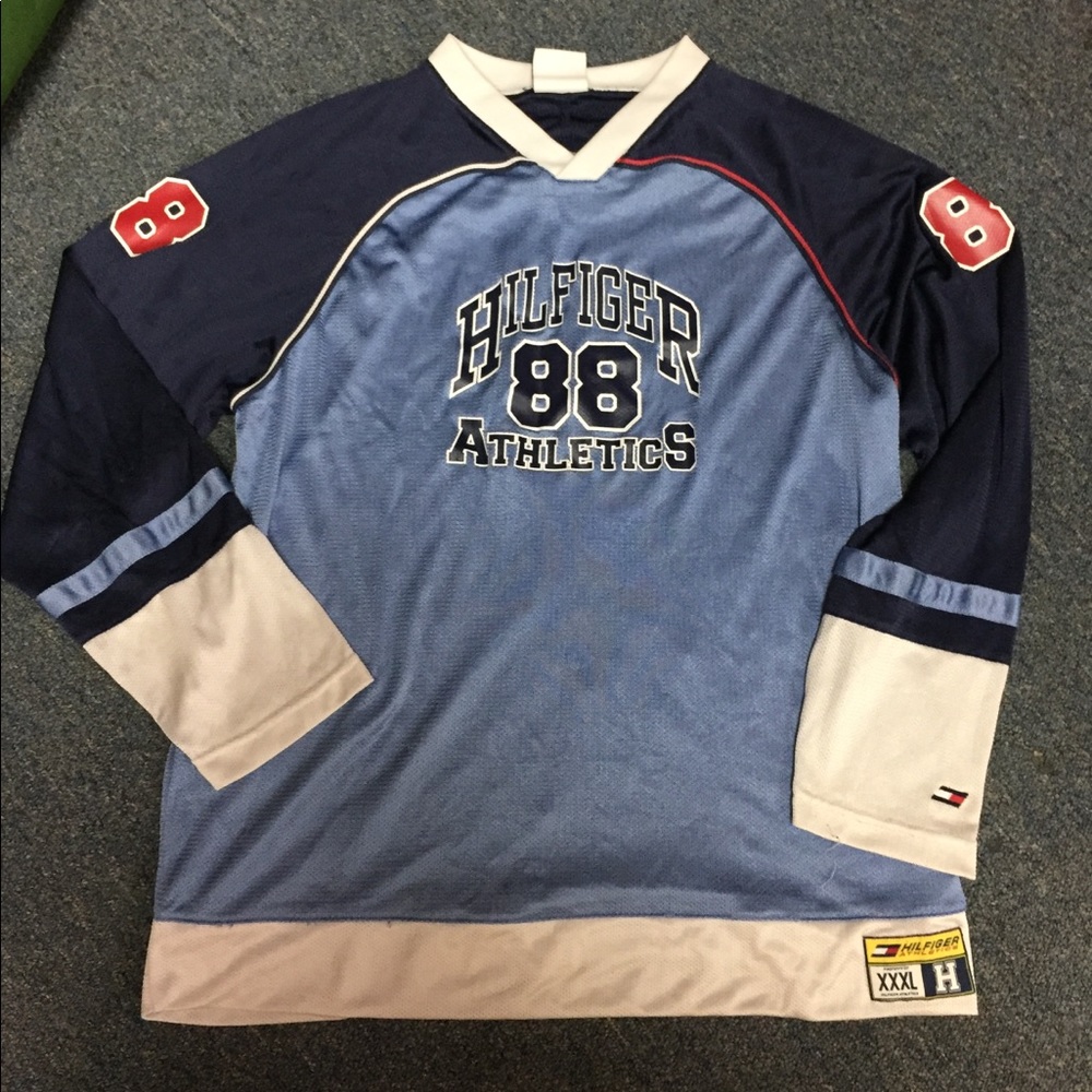 👀90’s vintage Tommy Hilfiger athletic jersey 💎